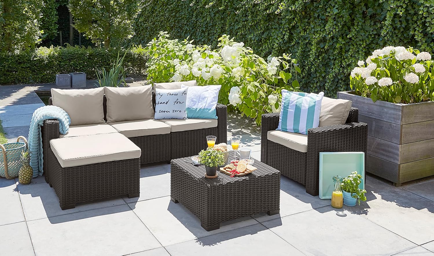Allibert by Keter Gartenlounge Sofa California 3-Sitzer, braun/warm taupe, inkl. Sitz- und Rückenkissen, Kunststoff, runde Rattanoptik, 199 x 68 x 72 cm