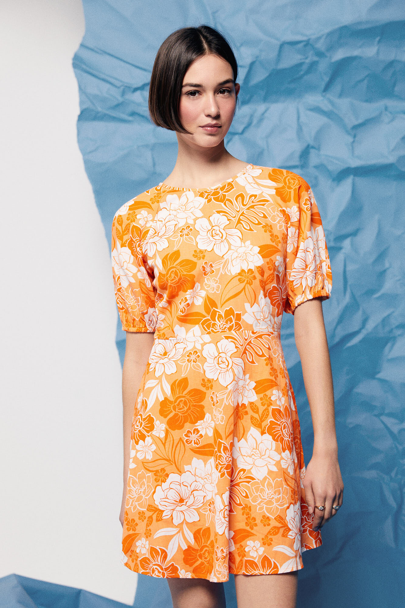 Vestido sem costas em linho e algodão - Laranja