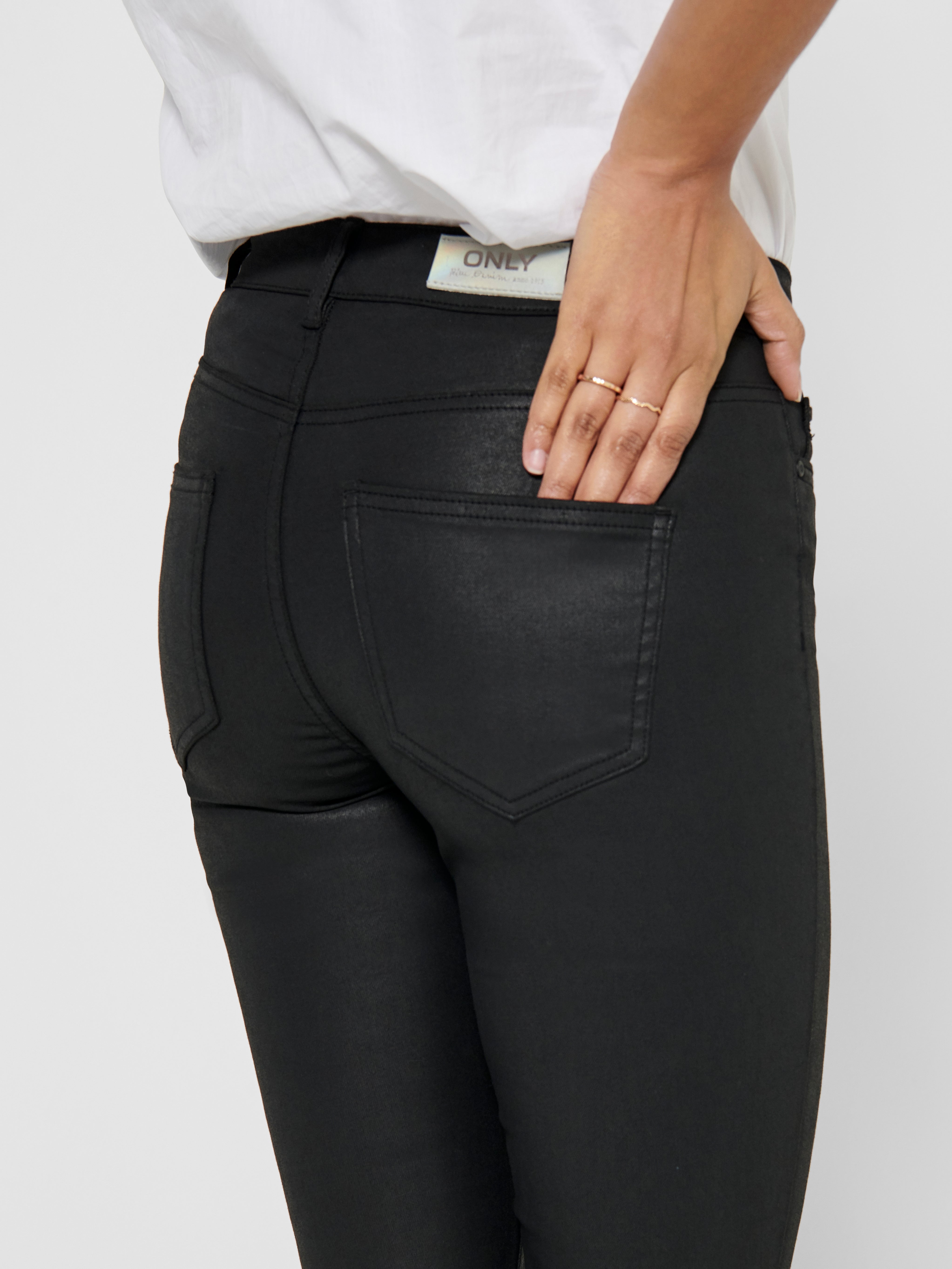 ONLHUSH Mittlere Taille Skinny Fit Hose in Lederoptik Black