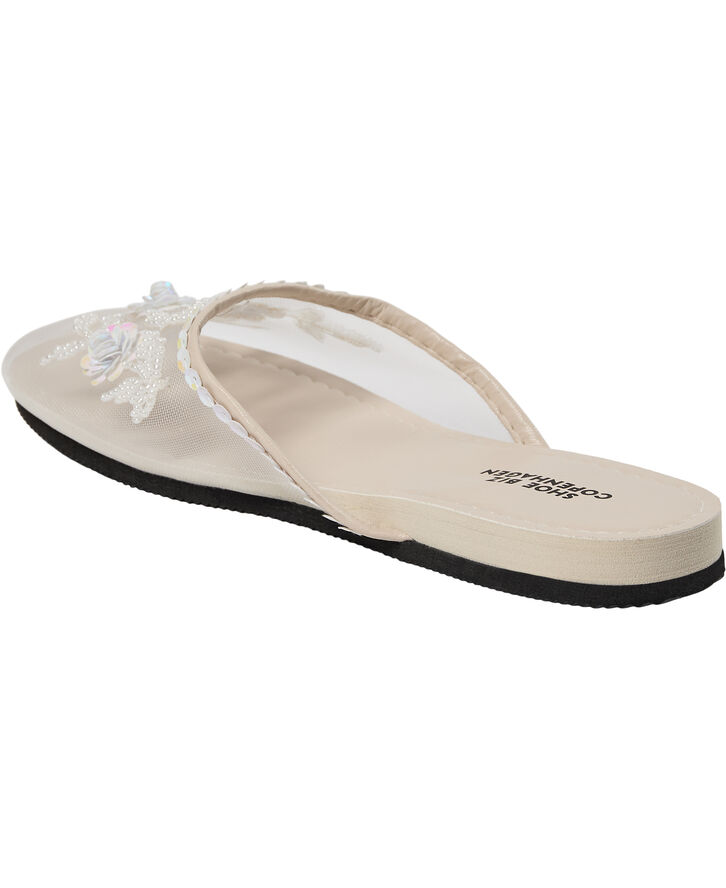 Shoe Biz Pomona Cream