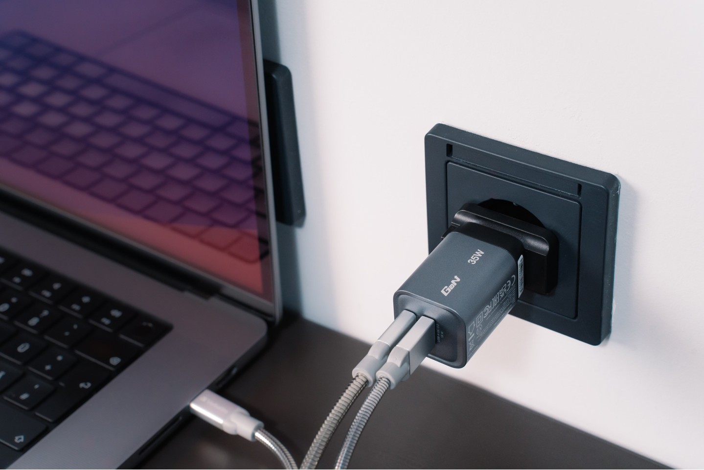 Verbatim - GNC-35 GaN Oplader 2 Port 35W USB-A/USB-C