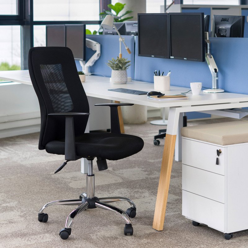 Chaise de bureau Seattle tissu et maille - dossier haut accoudoirs - mécanisme Basculant centré - pieds chrome