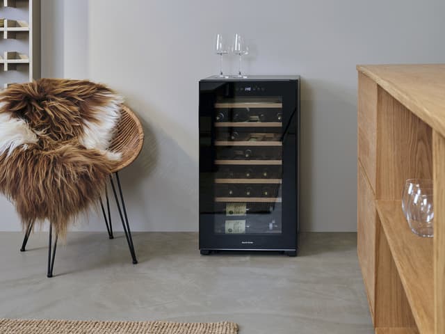 Nordic Sense Vinkøleskab 33 flasker Sort