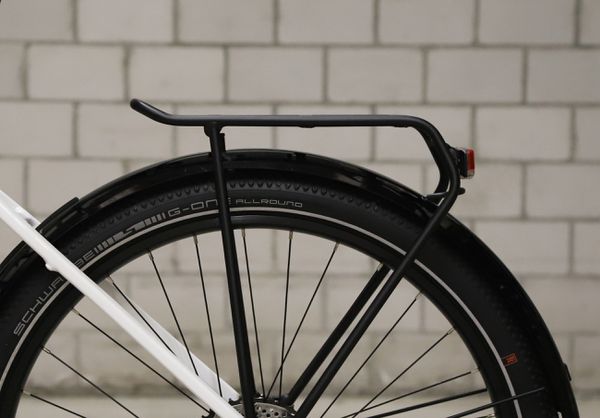 ZING GEN 2 TRAPEZ 545 E-City- u. Alltagsvelo  Weiss  M