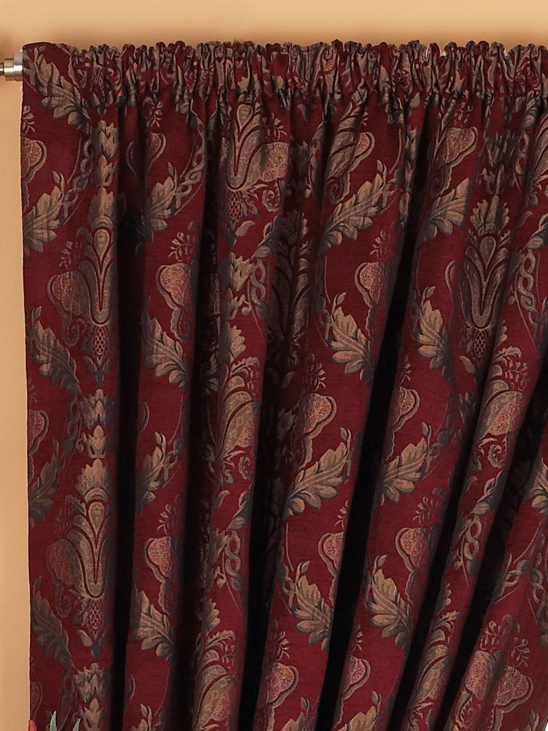 Paoletti Shiraz traditionele jacquard gordijnen met plooibanden