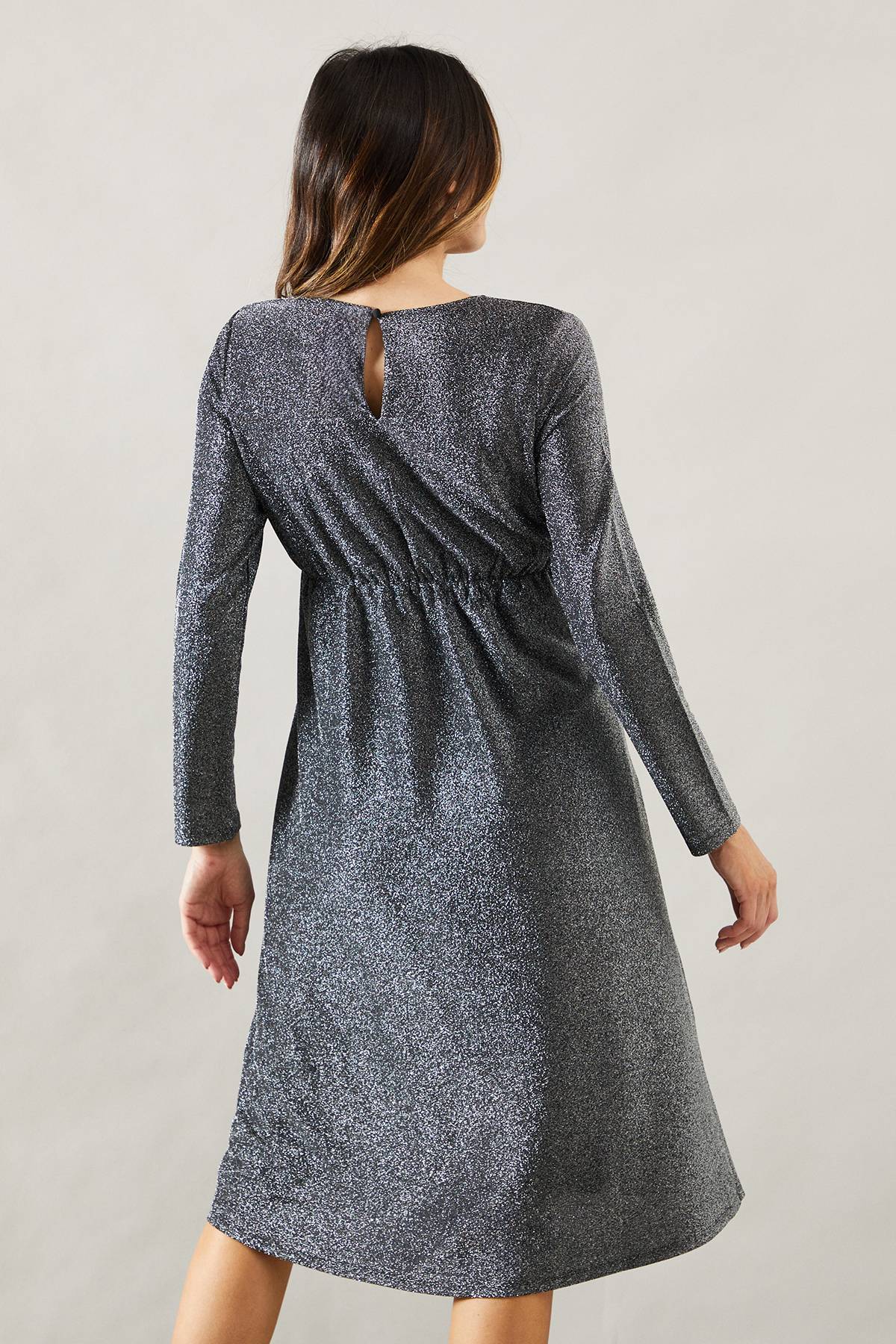 Wallis Robe Midi Portefeuille en Jersey Pailleté pour Occasions Spéciales