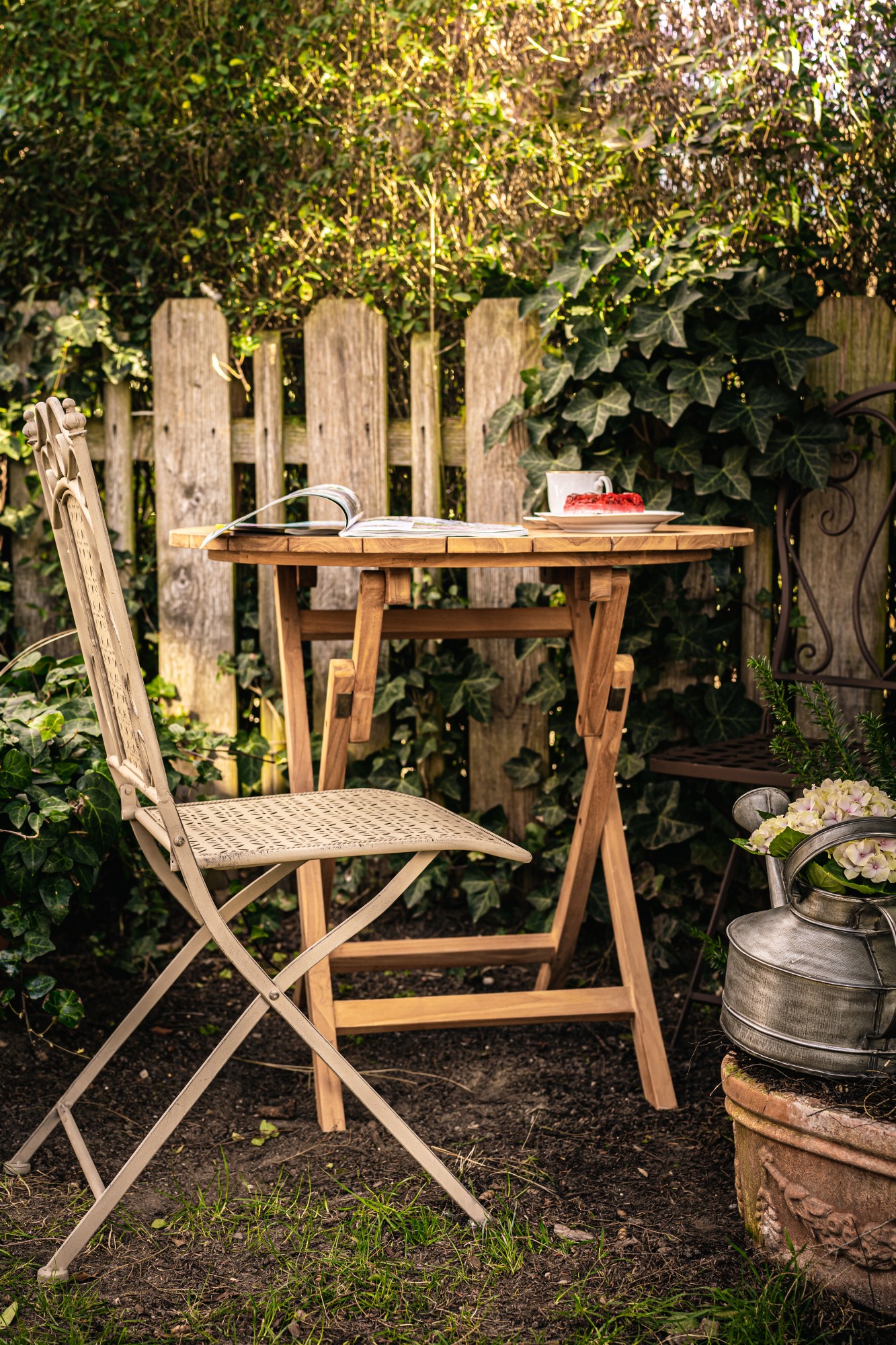Runder Klapp-Gartentisch 'Söderberg' aus Teak, natur, Ø 80 cm, H 75 cm günstig bestellen