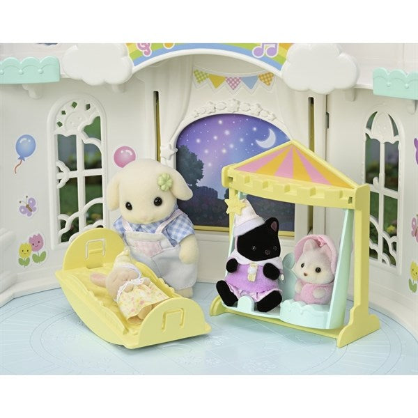 Køb Sylvanian Families® Solskinsslottets børnehave