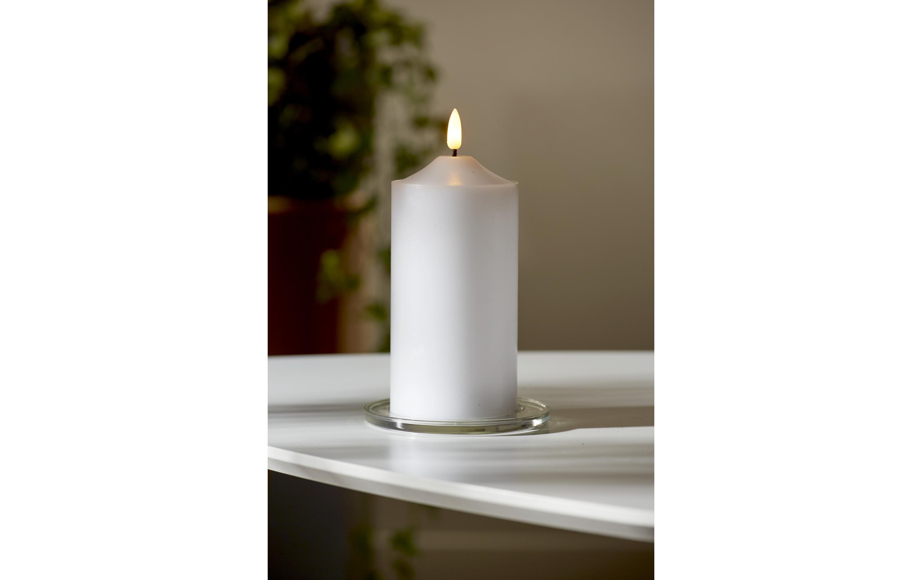 LED-Kerze Pillar Flamme Ø 7.5 x 17 cm, WeissKerze aus Echtwachs mit LED Leuchte