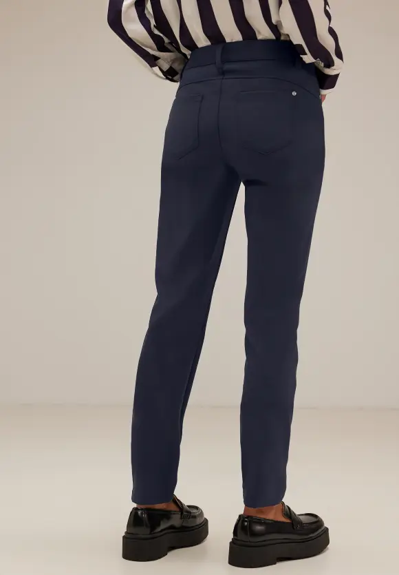 Slim Fit Technostretch Hose - deep blue