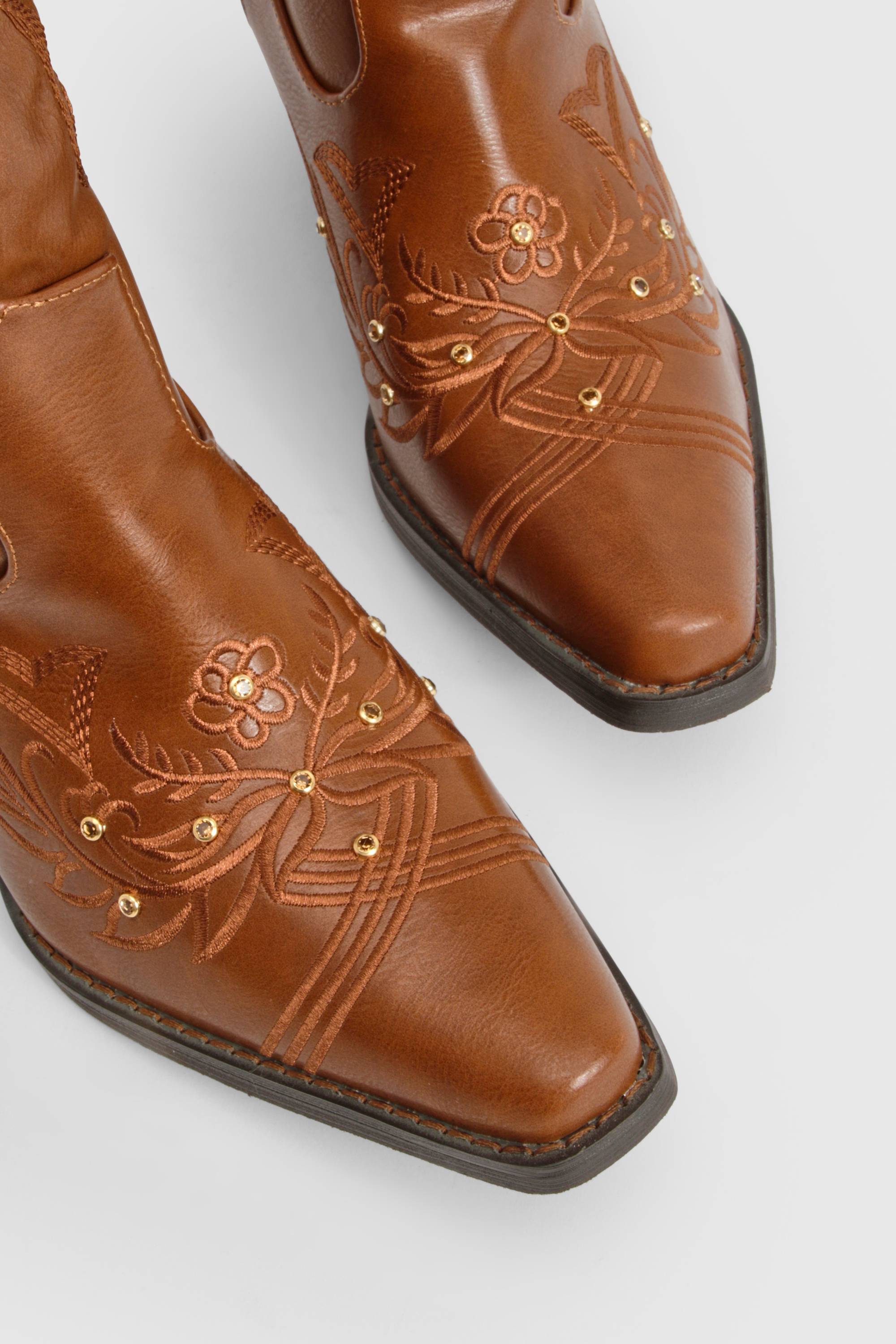 boohoo Bottes de cow-boy western montantes brodées