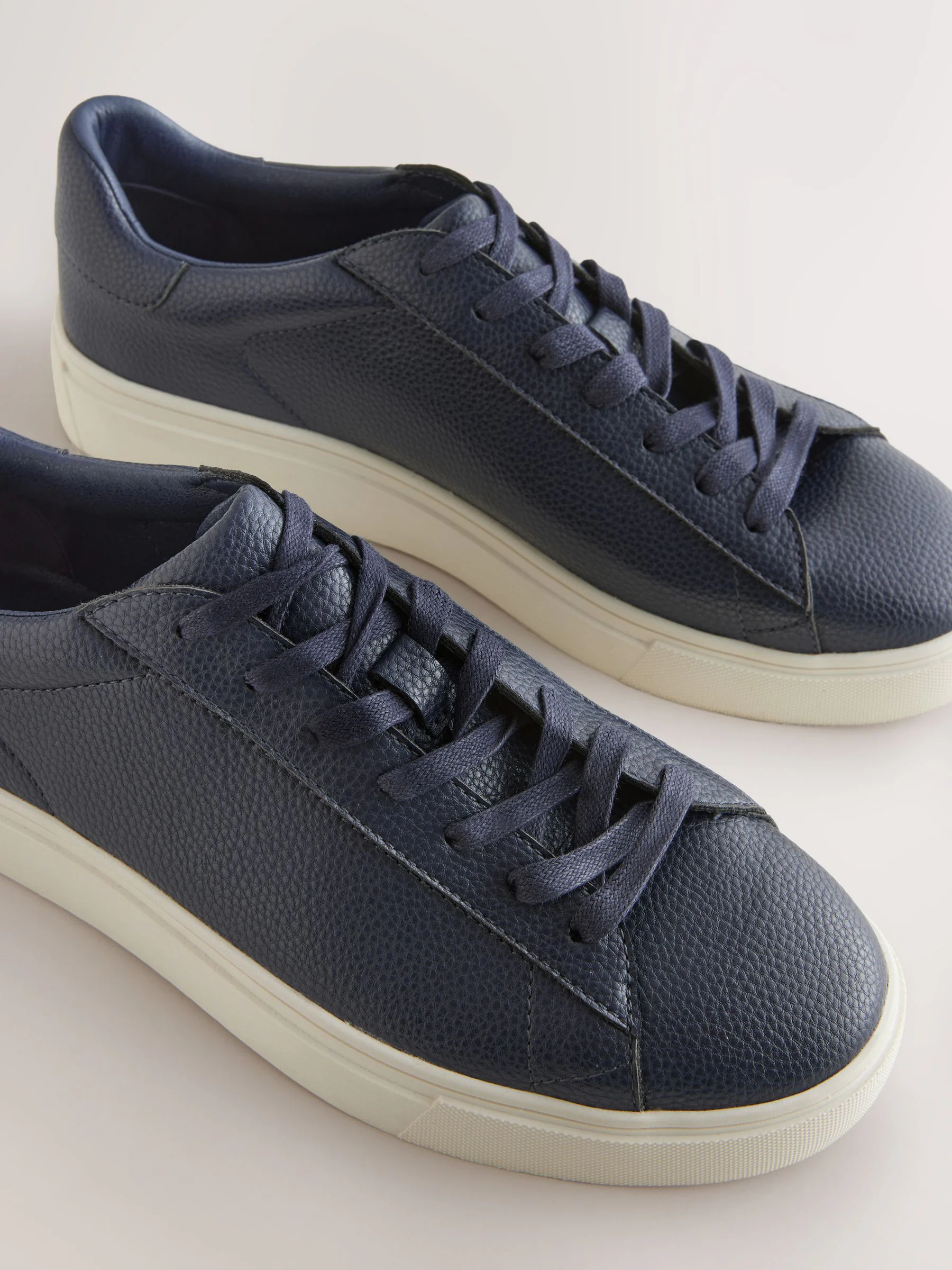 Marineblauw - Chic-casual lange sneakers