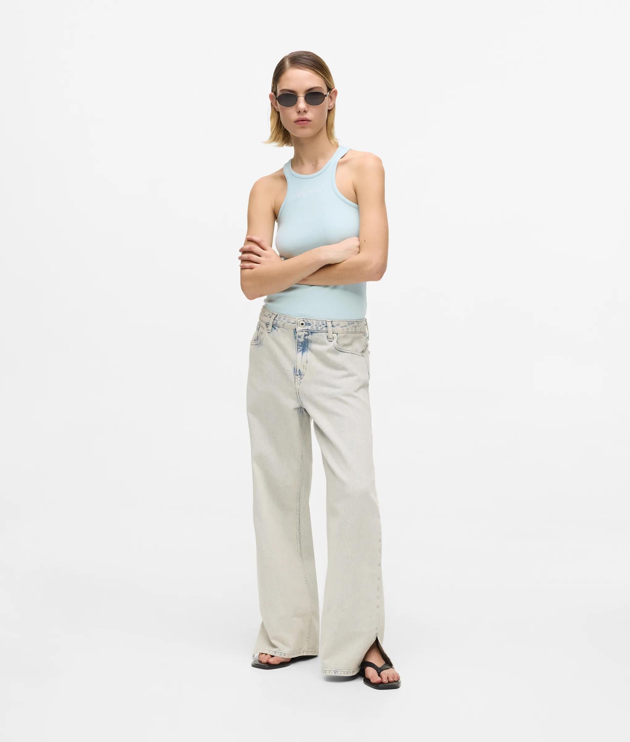 Halfhoge relaxed jeans met split
