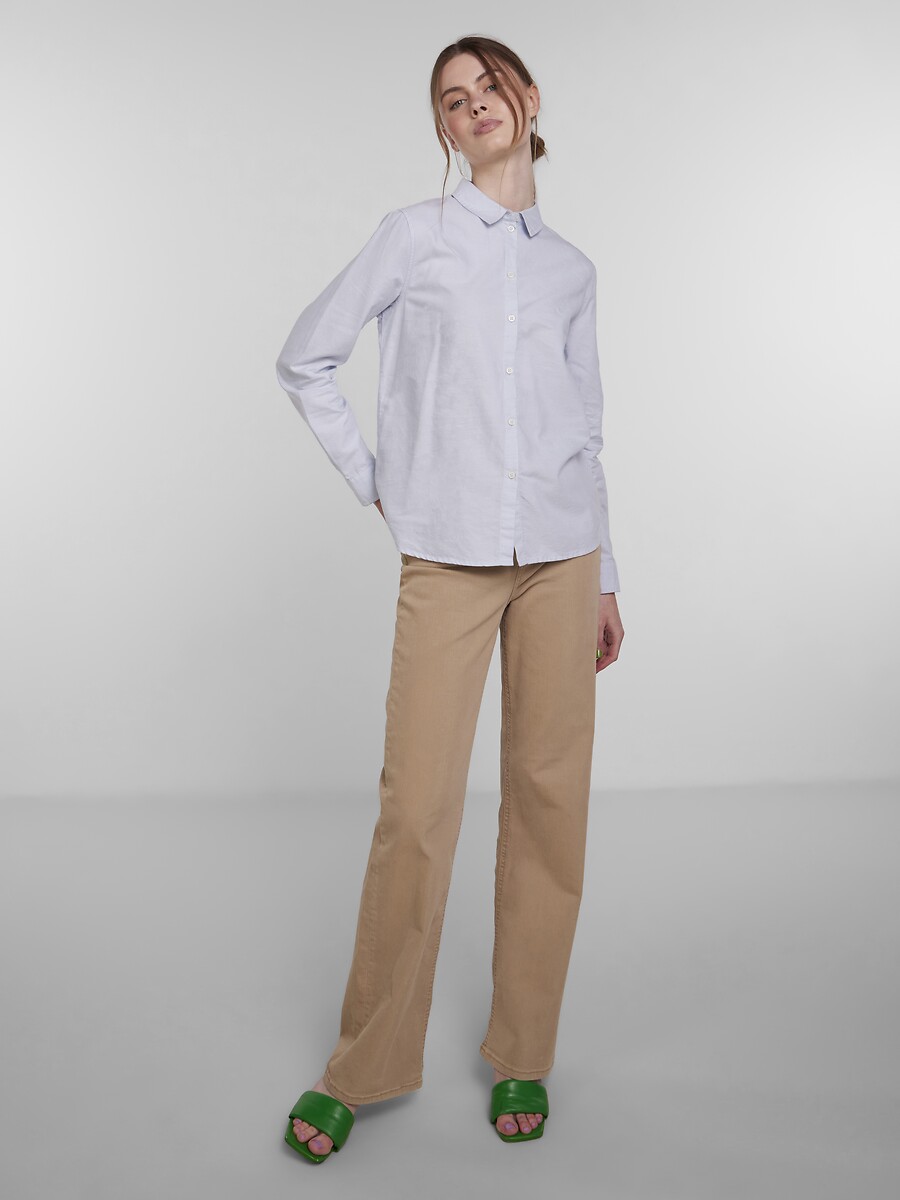 PEÇAS<br>Camisa reta de algodão
