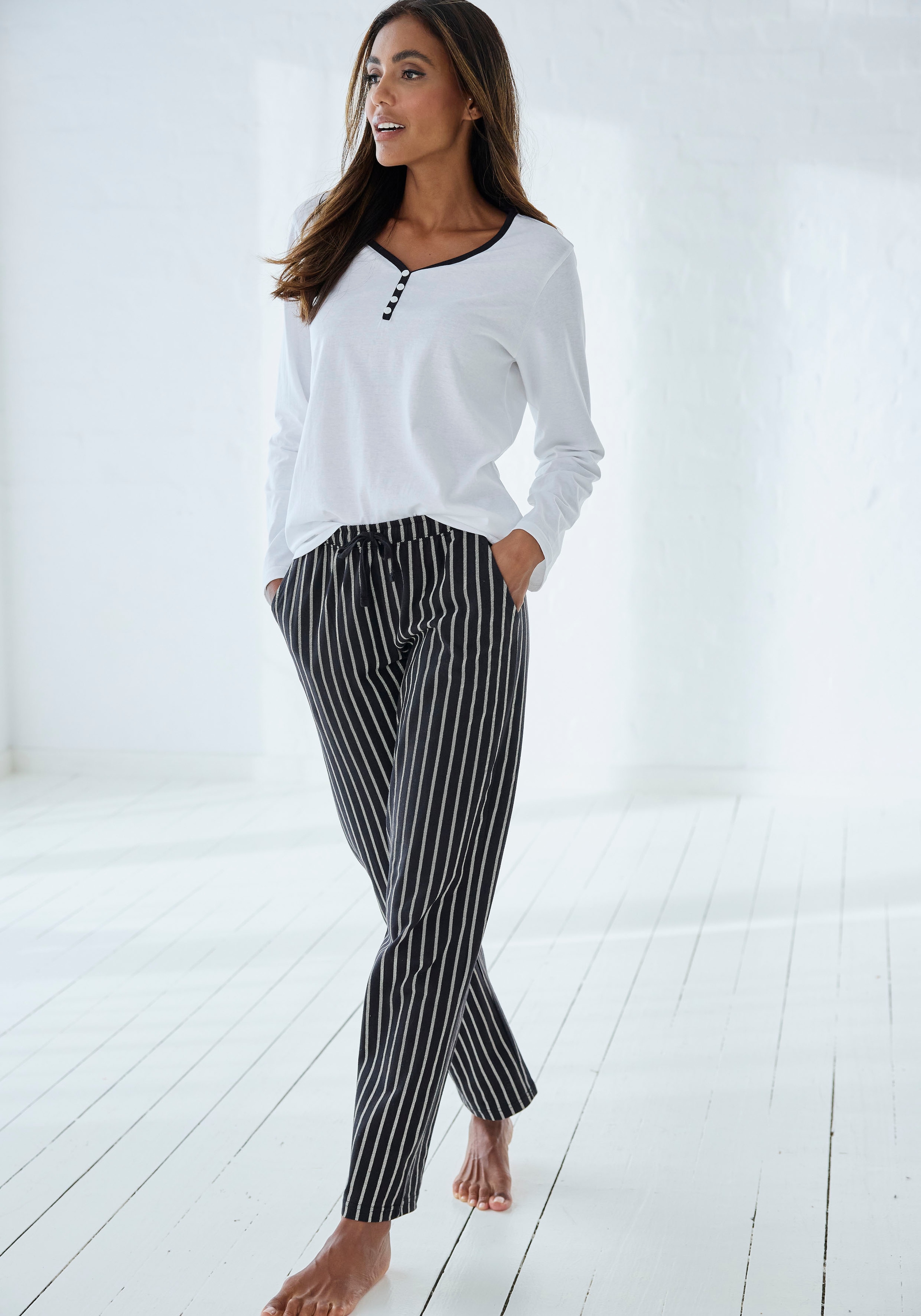Vivance Dreams Pyjamahose  mit Schwarz-Weiss-Druck
