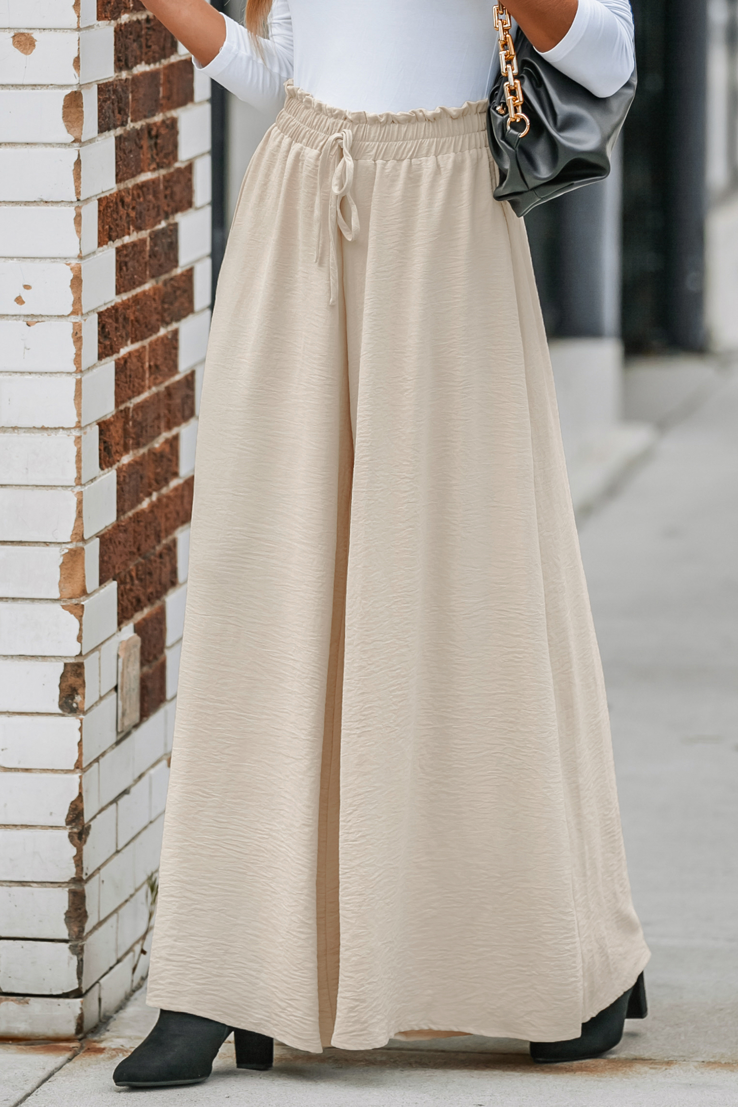 Pantalon taille froncée abricot à cordon