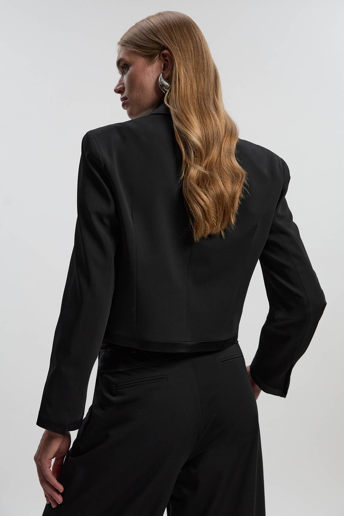 KarenMillen Veste de Smoking Cintrée à Double Boutonnage Sur Mesure