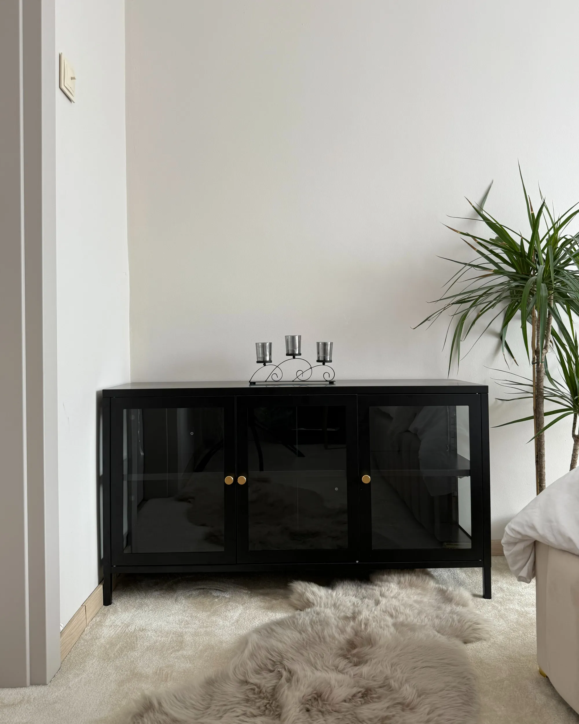 Dressoir met glazen deuren LED NEWPORT Metaal 115 cm Zwart