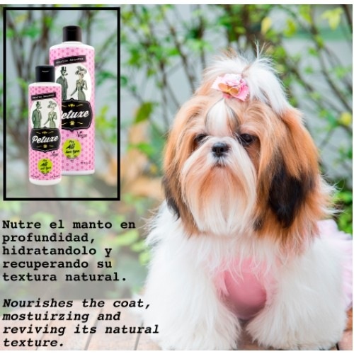 Shampoo vegano Petuxe para cães e gatos.