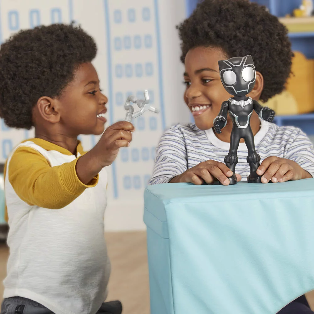 MARVEL - AVENGERS - FIGURINE - SPIDEY - BLACK PANTHER 23 CM