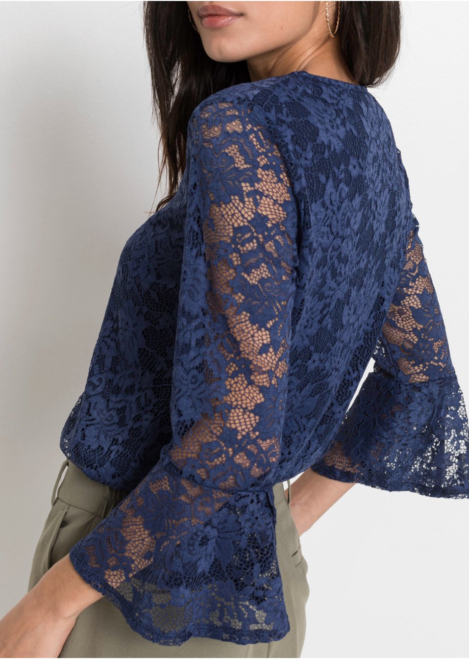 Blouse en dentelle