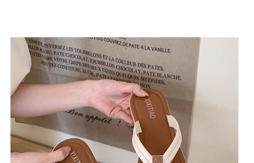 Honkizz - Kunstleren slippers met letters