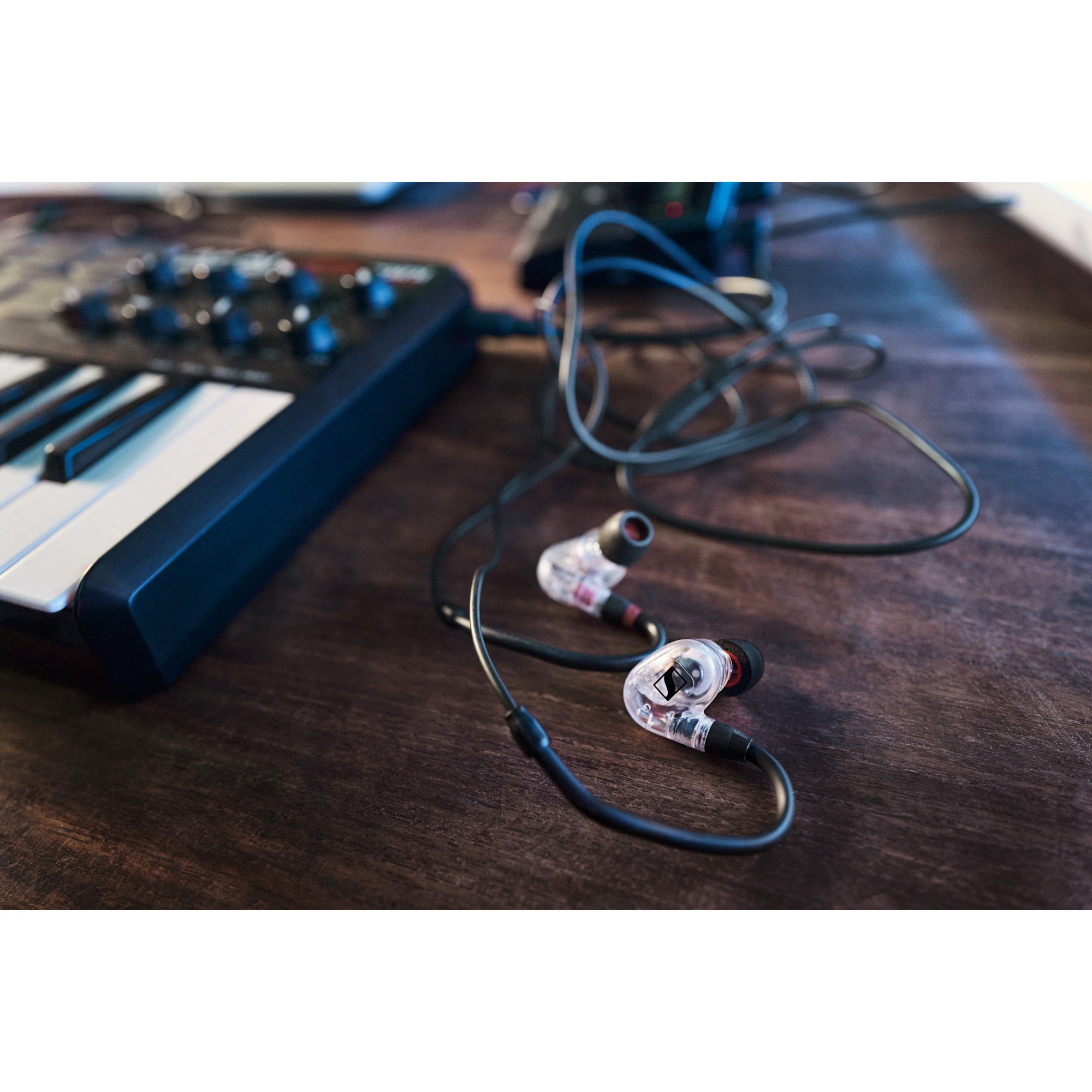 Sennheiser IE 100 PRO Clear live in-ear monitors