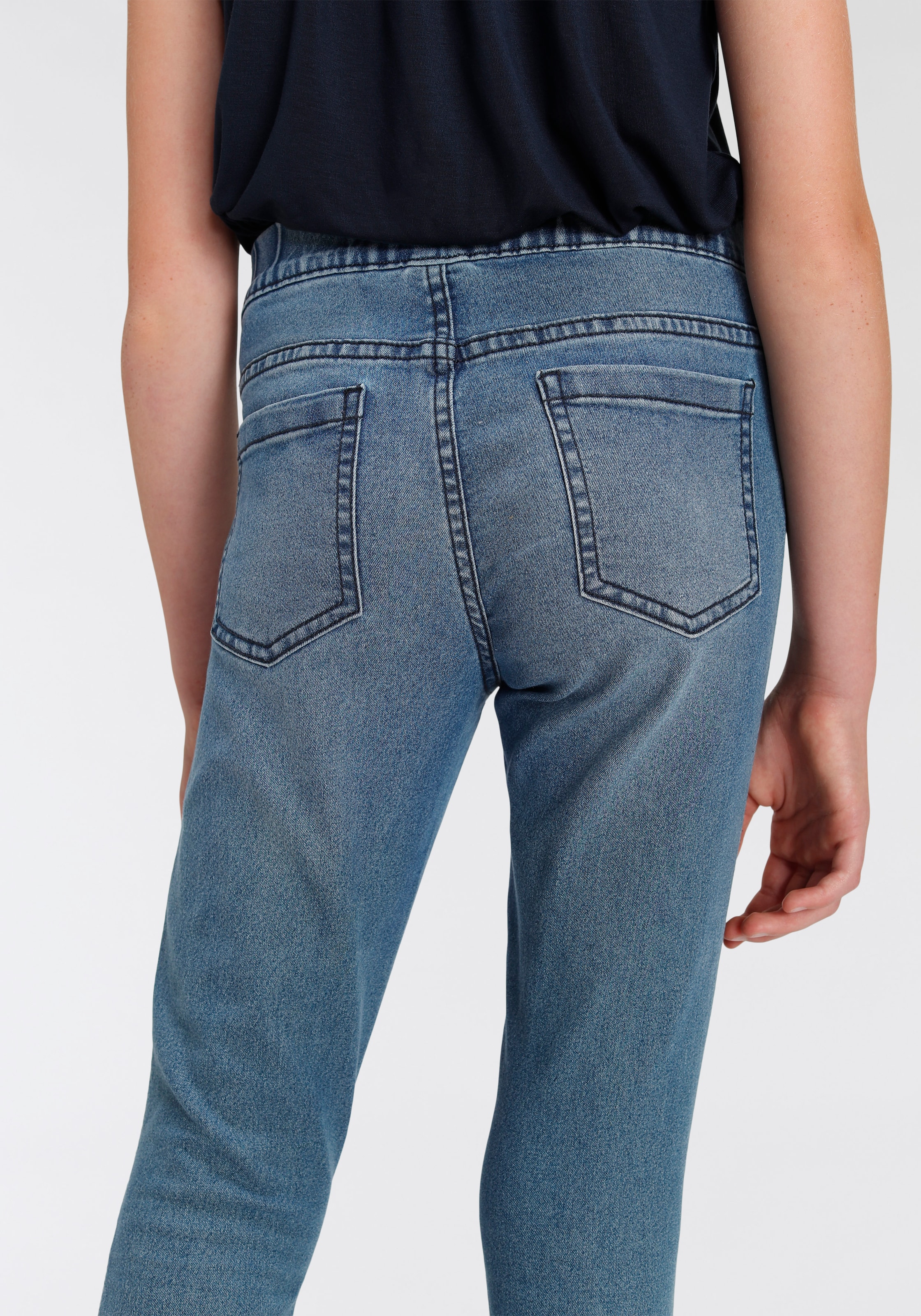 KIDSWORLD Jeansjeggings », Stetch-Jeans mit schmalem Bein«, schmale Beinform,  mit Gummizug,  lang,  mit aufgesetzten Taschen