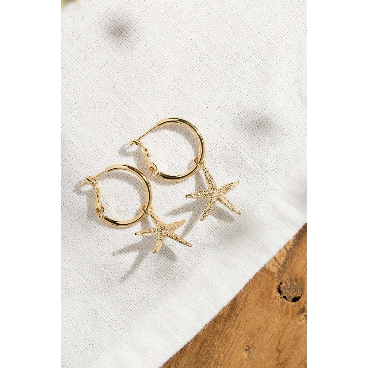 mini boucles d'oreilles créoles étoiles doré à l'or fin - CLÉIA