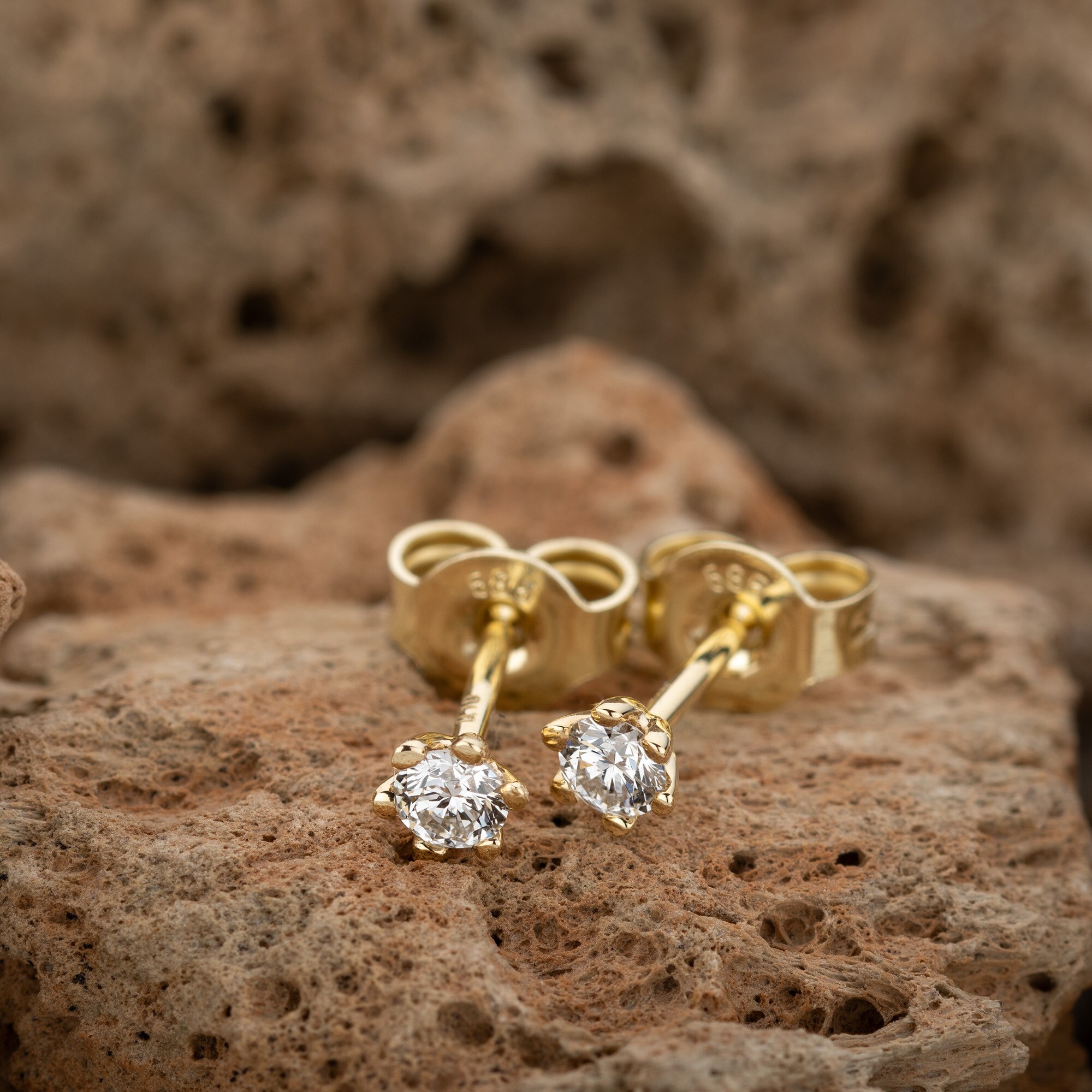 Orolino Ohrringe Gold 585 mit 2 natürlichen Brillanten zus. 0,20ct.