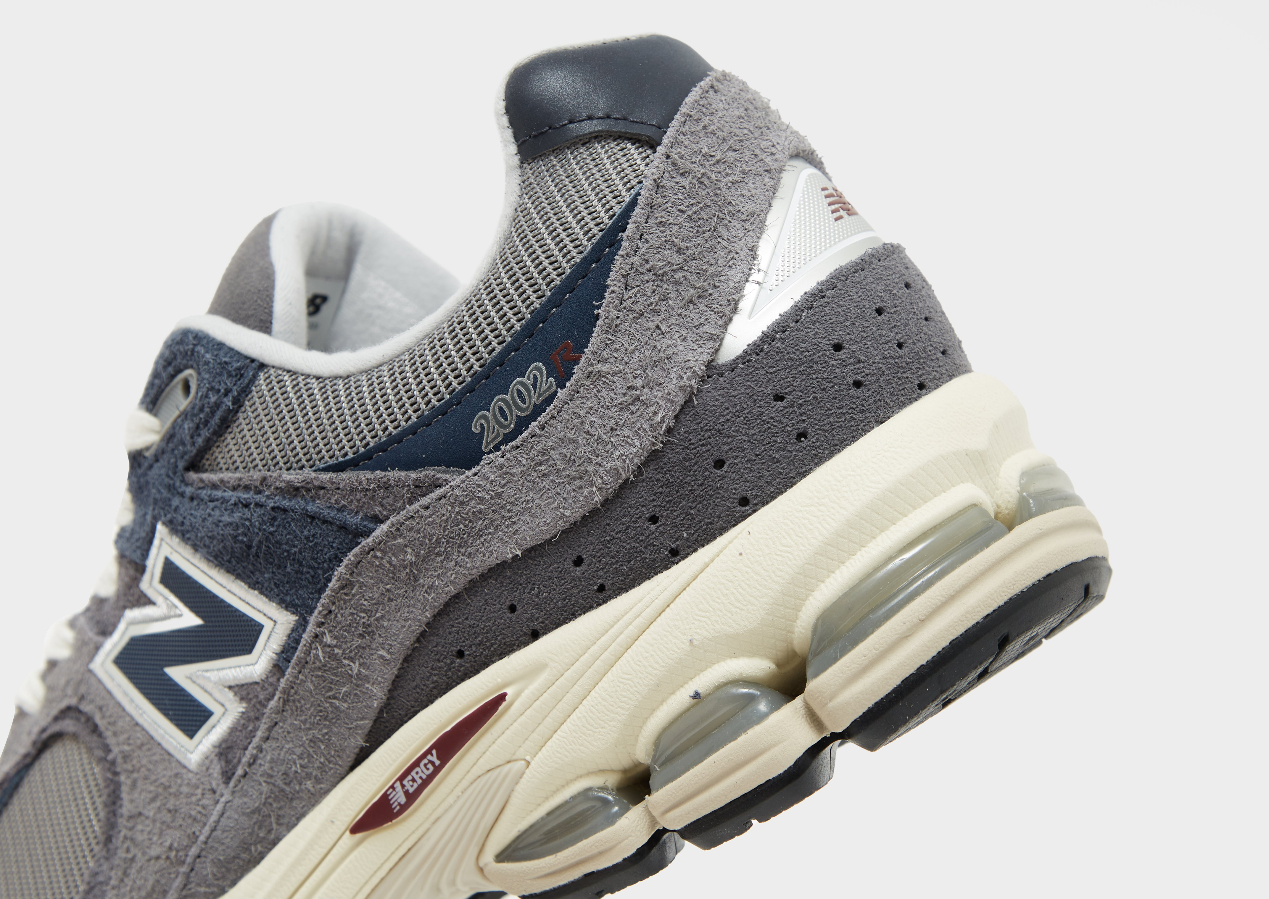 New Balance 2002R Homme