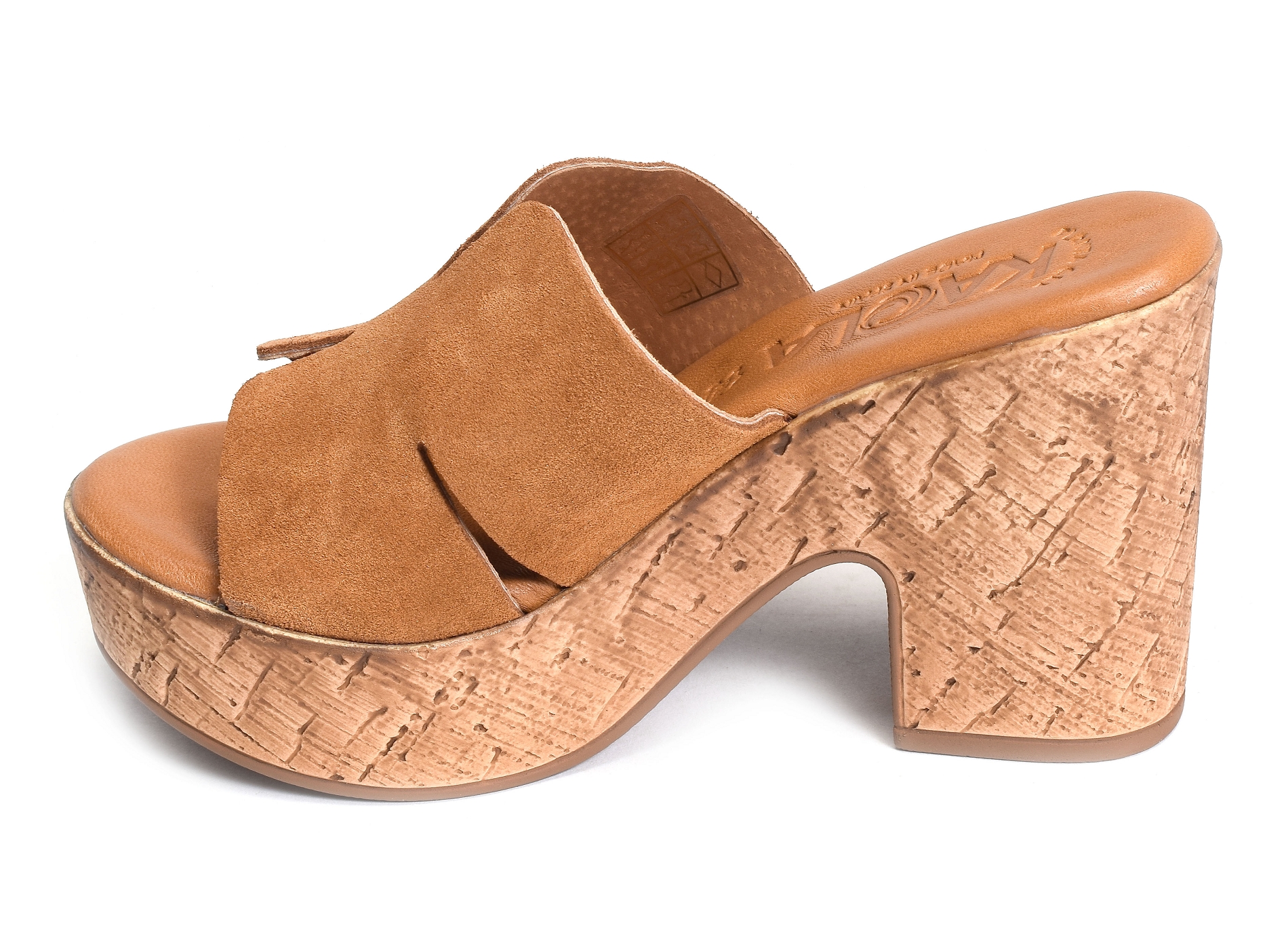 899 camel