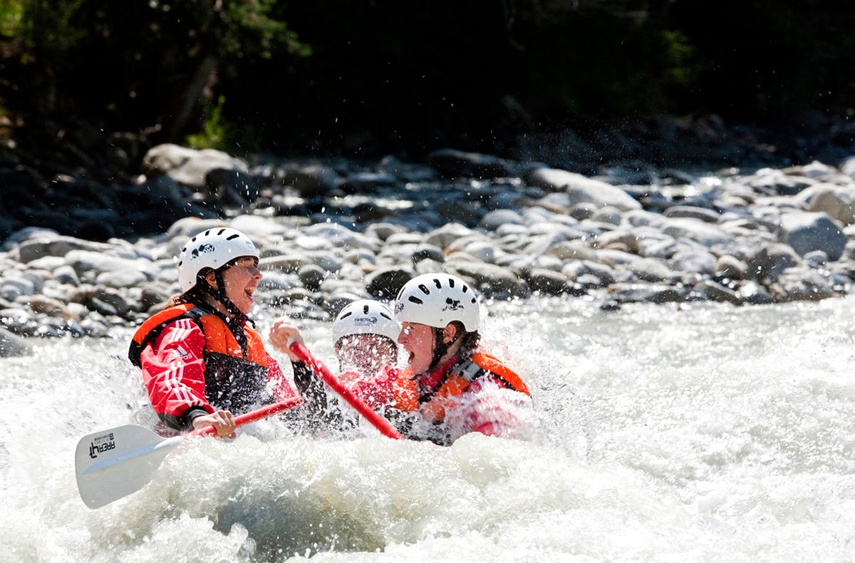 Wildwasser-Rafting im 3er-Boot im Ötztal