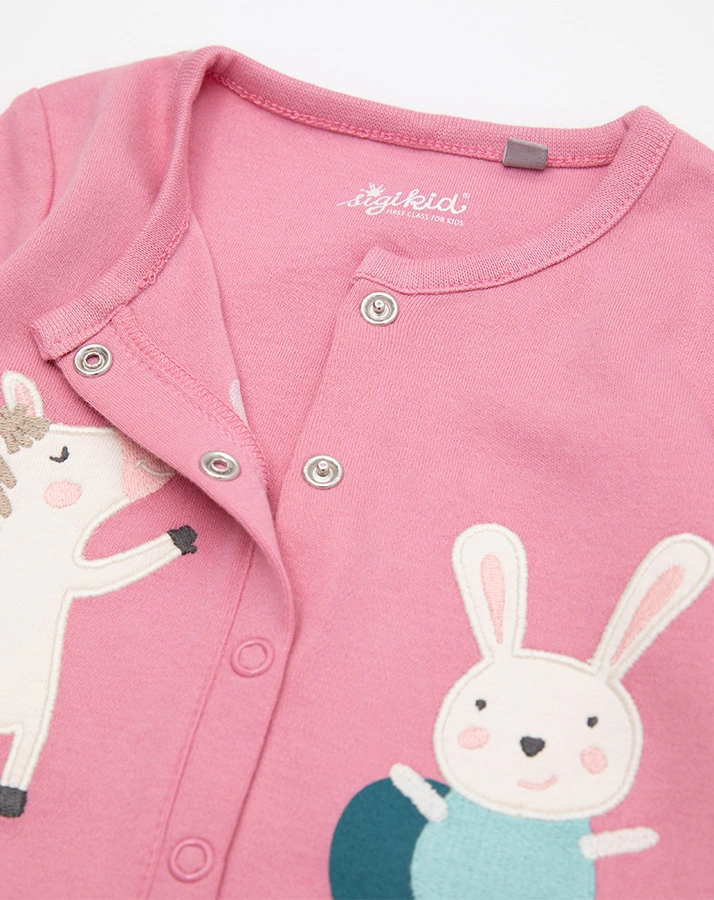 Schlafstrampler mit Fuß FUNKY CARROT in rosa