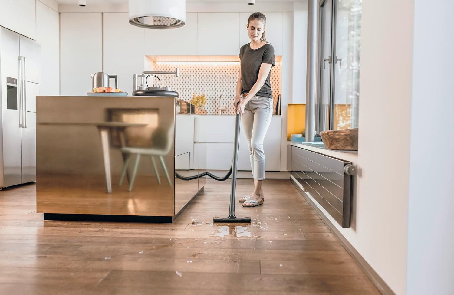 Kärcher WD 2 Plus S V-15/4/18 Nass Trocken Staubsauger mit Blasfunktion, 1000 W, 15 L