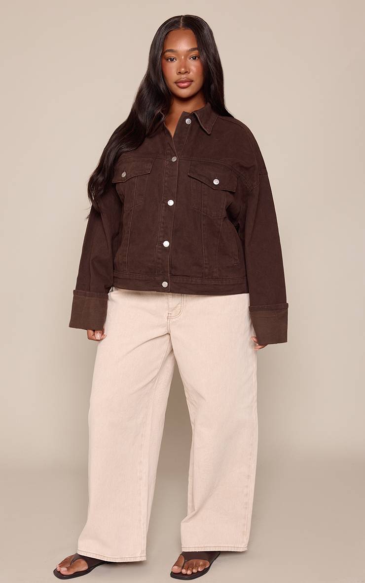 Chocolat Veste En Jean Grande Taille Délavage Brut Avec Revers Et Surpiqûres Contrastées