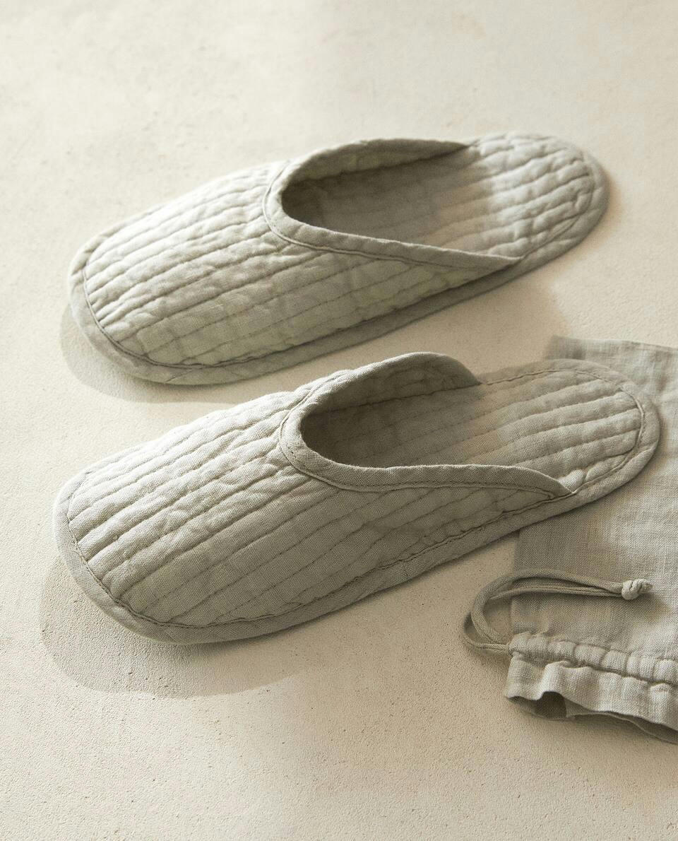CHINELOS DE LINHO ACOLCHOADOS