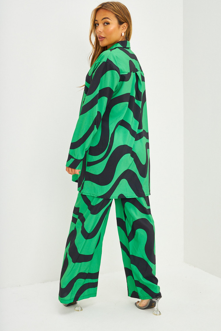 Ensemble fluide chemise + pantalon à lignes courbes vert