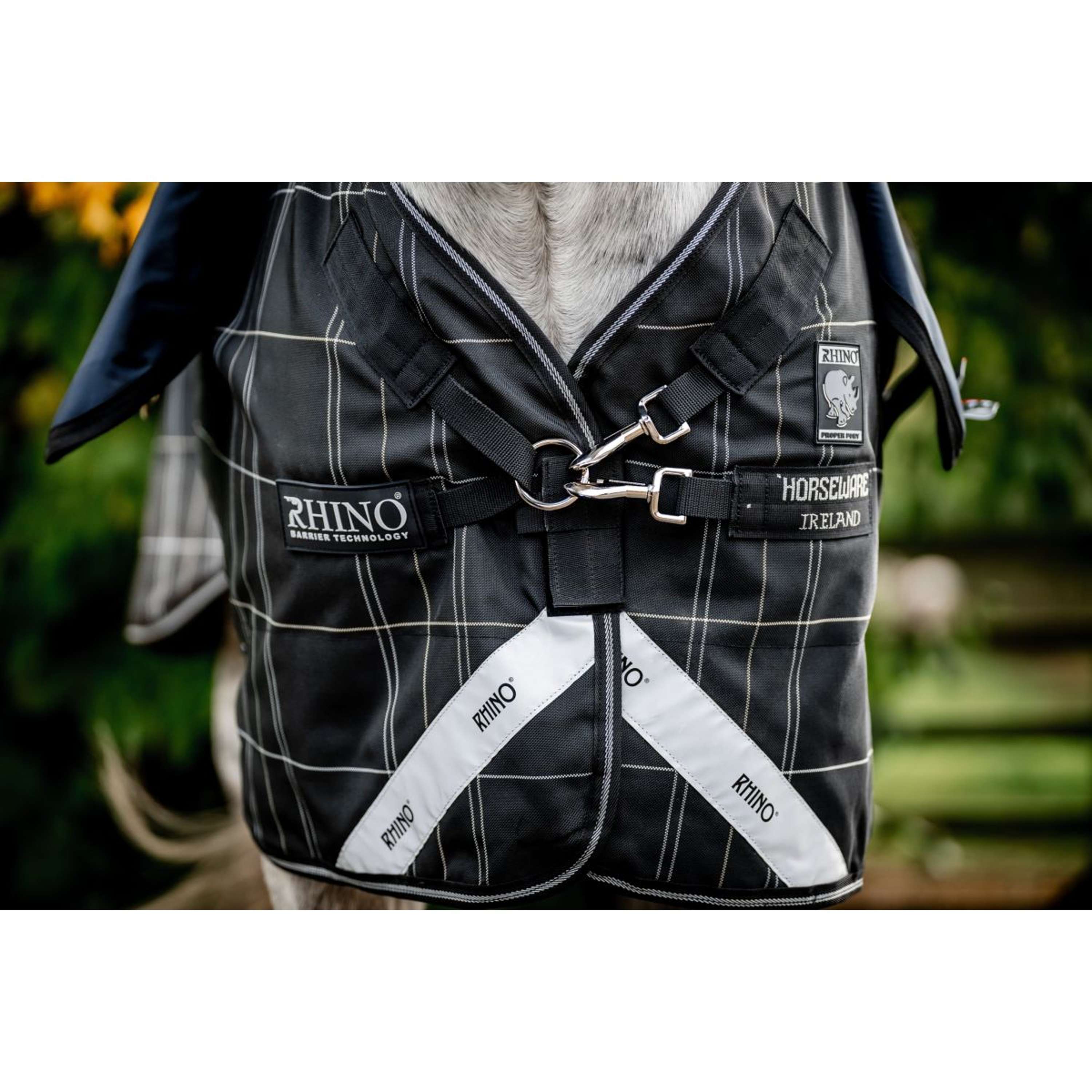 Rhino Turnout Plus Pony Bundle 0g + 200g Black Check/Black/White