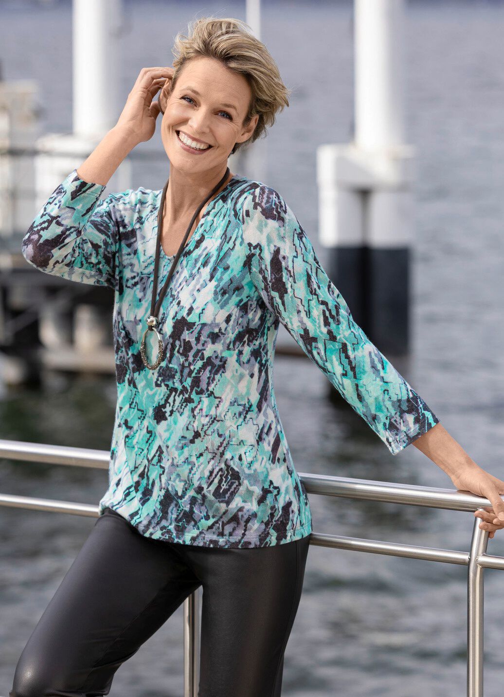 Pullover in Feinstrick