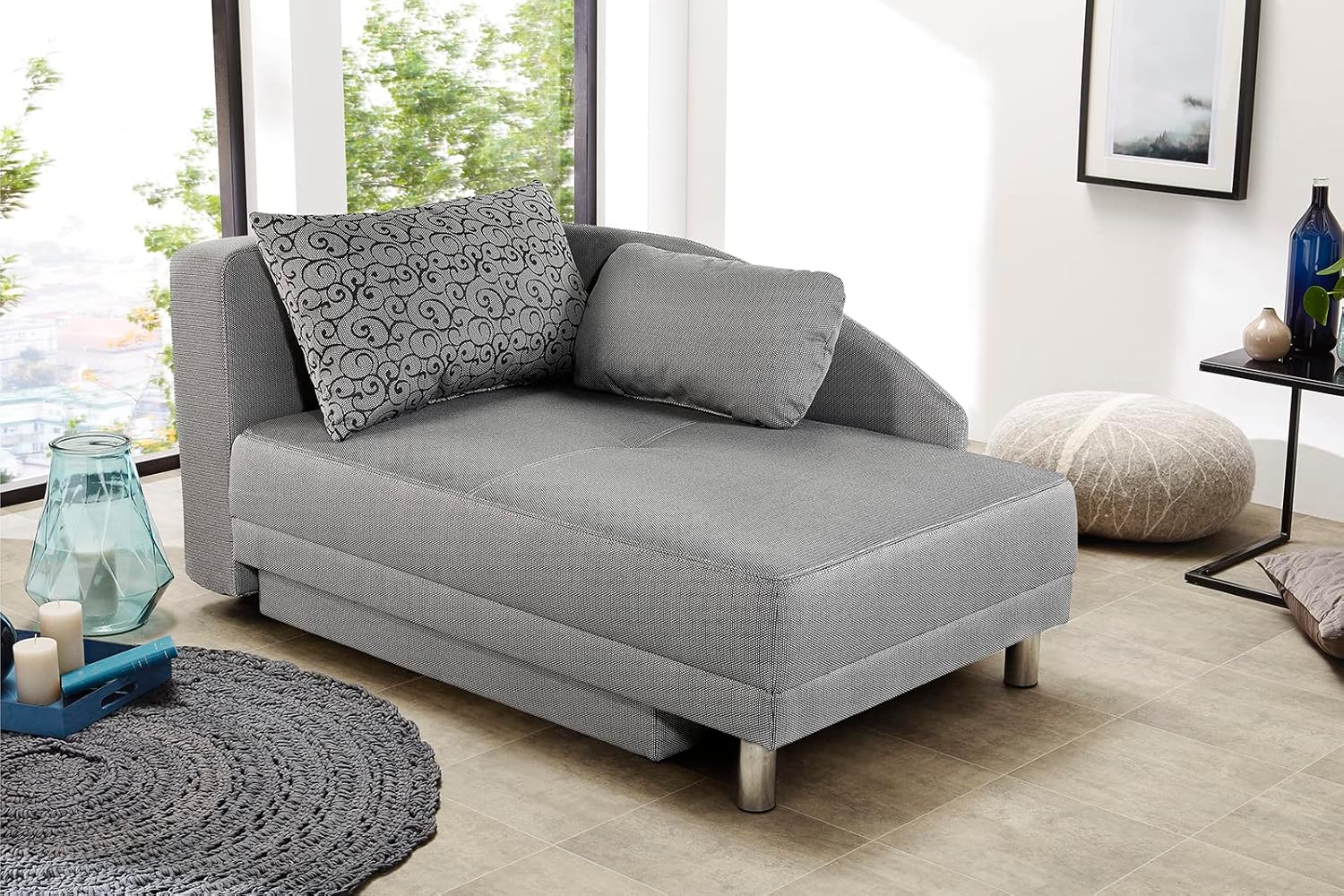 Stilvolle Recamiere mit Schlaffunktion und Bettkasten, B149/T90/H80 cm, Federkernpolsterung, ausziehbar zur Liegefläche von 200 x 84 cm, Stoff Flachgewebe in Hell Grau / 15122