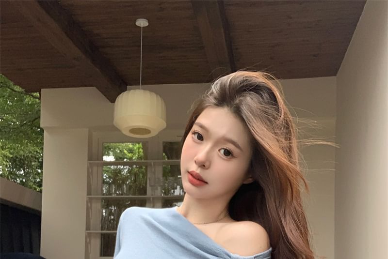 Allinya - Lange mouwen off-shoulder gebreide top met knoop