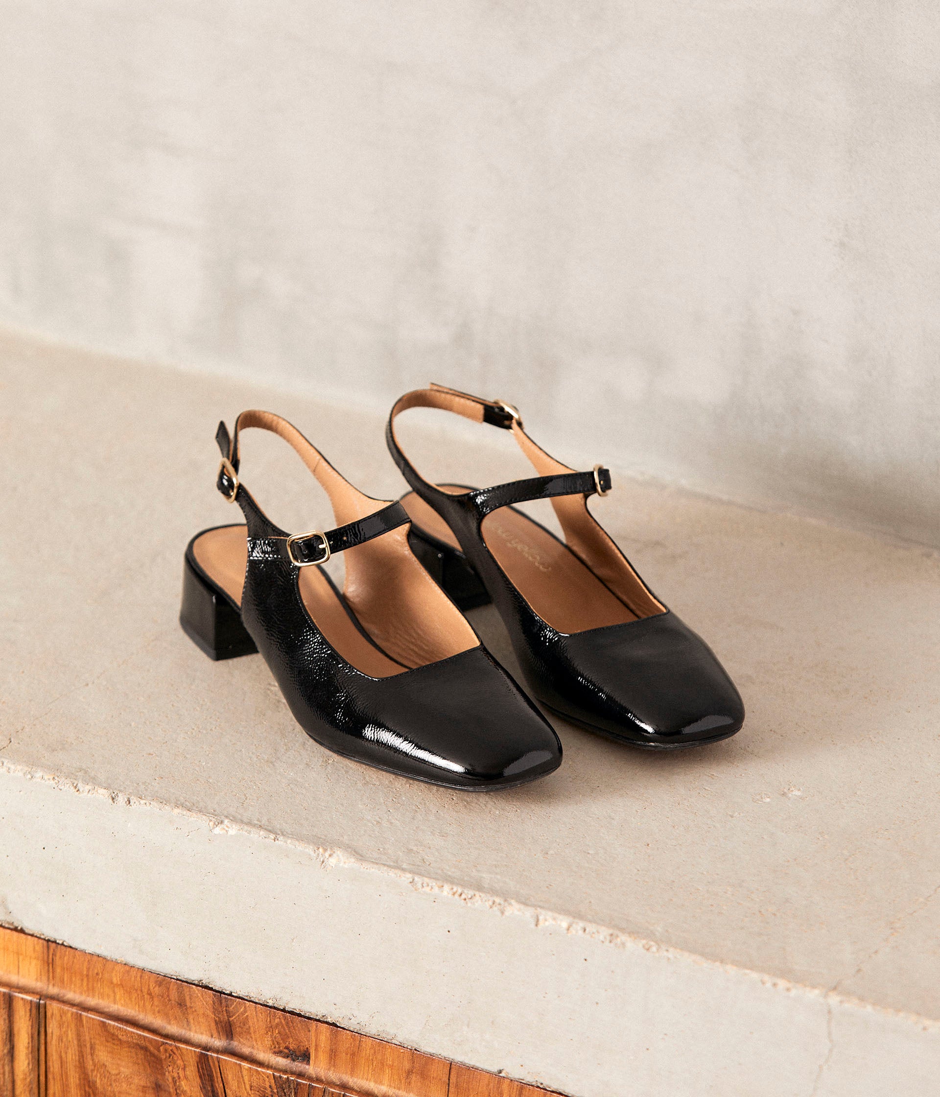 Slingbacks vernies noires Clarissa