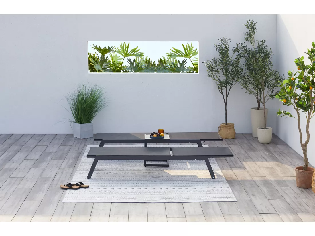 Lot de 2 transats + table d'appoint noir PRATO
