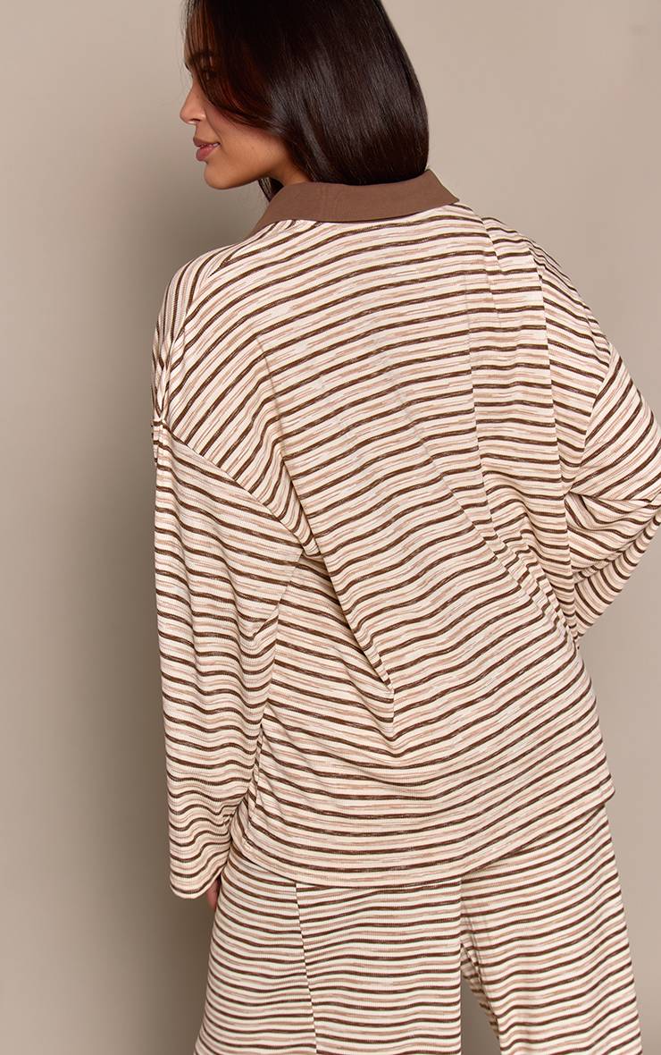 Light Brown Haut Grande Taille À Manches Longues Côtelé Doux Avec Détails Rayés Et Col