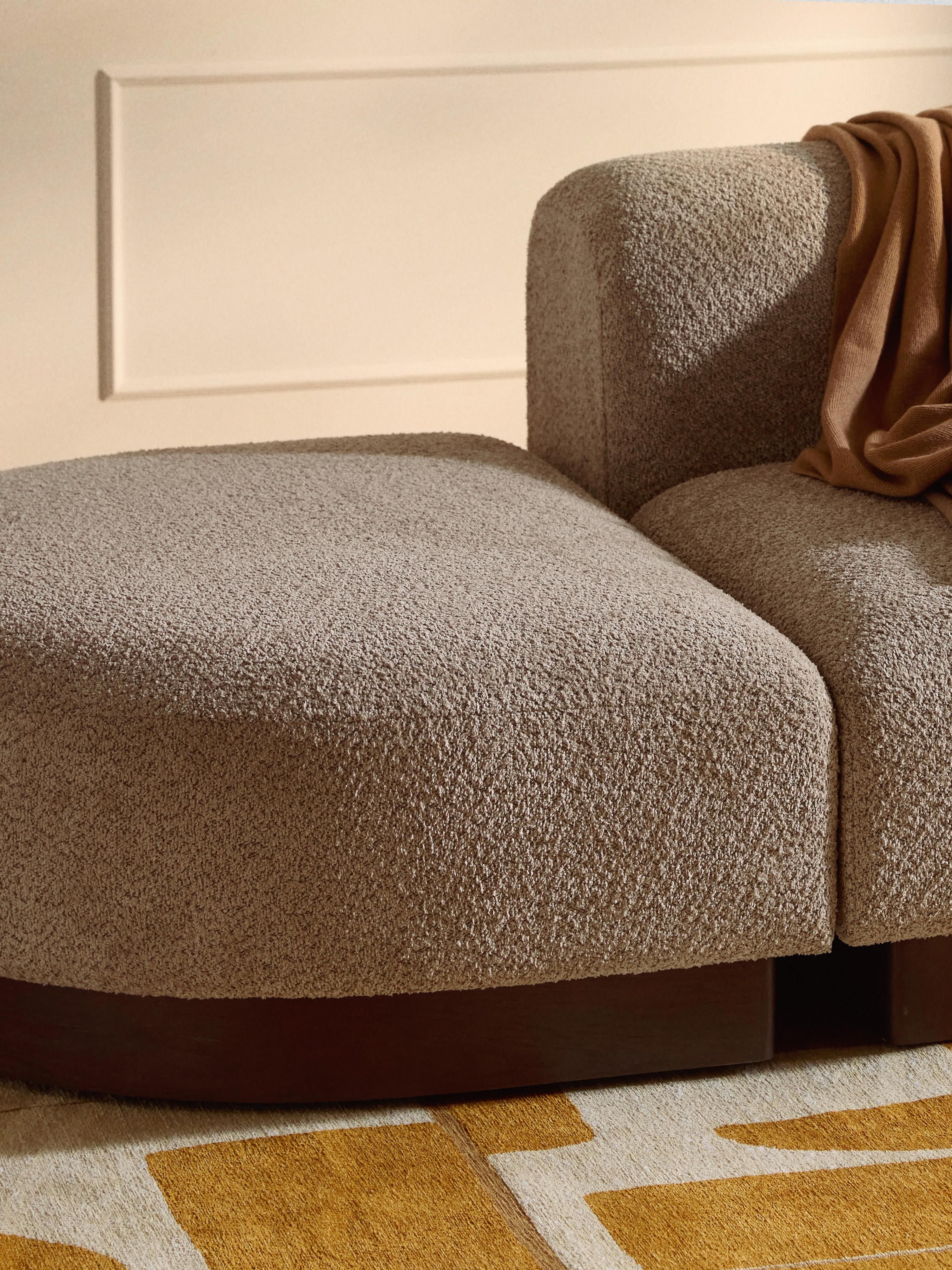 Modulaire chaise longue Natalie van teddy-bouclé met poef (links/rechts)