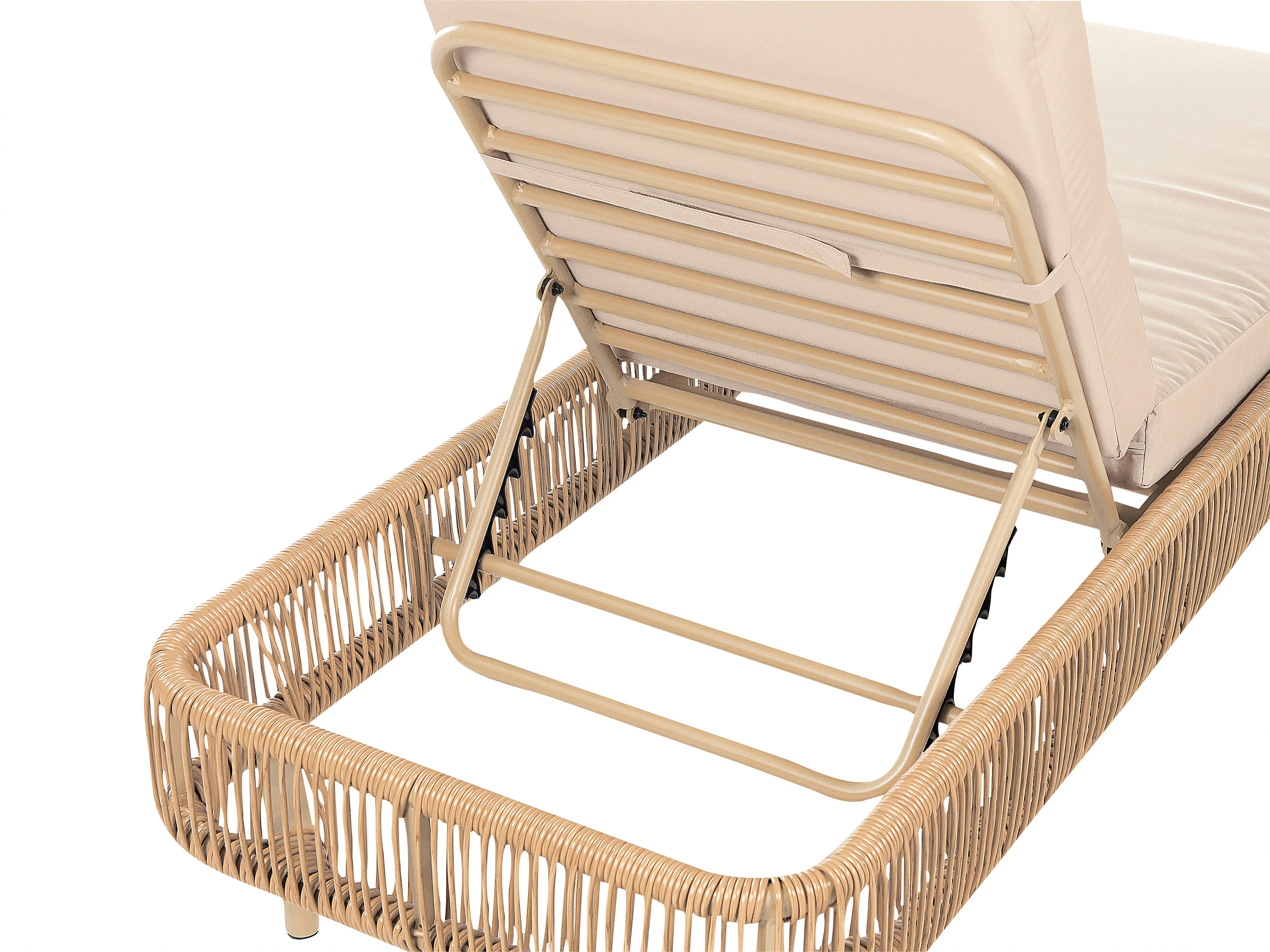 Ligstoel met kussen OSINI achteroververstelbaar PE rotan Beige
