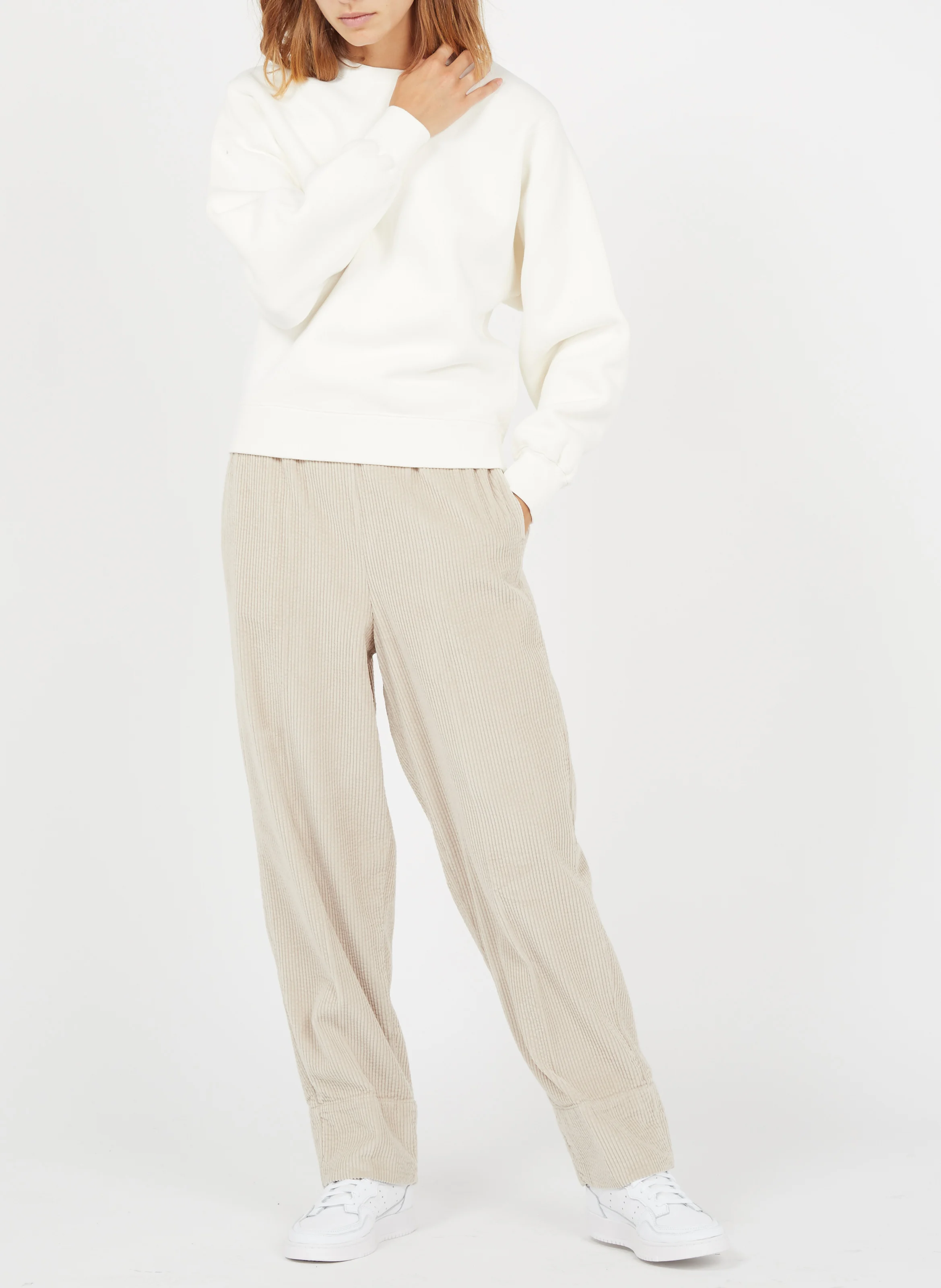 PADOW - Pantalon large taille haute en velours côtelé | Beige
