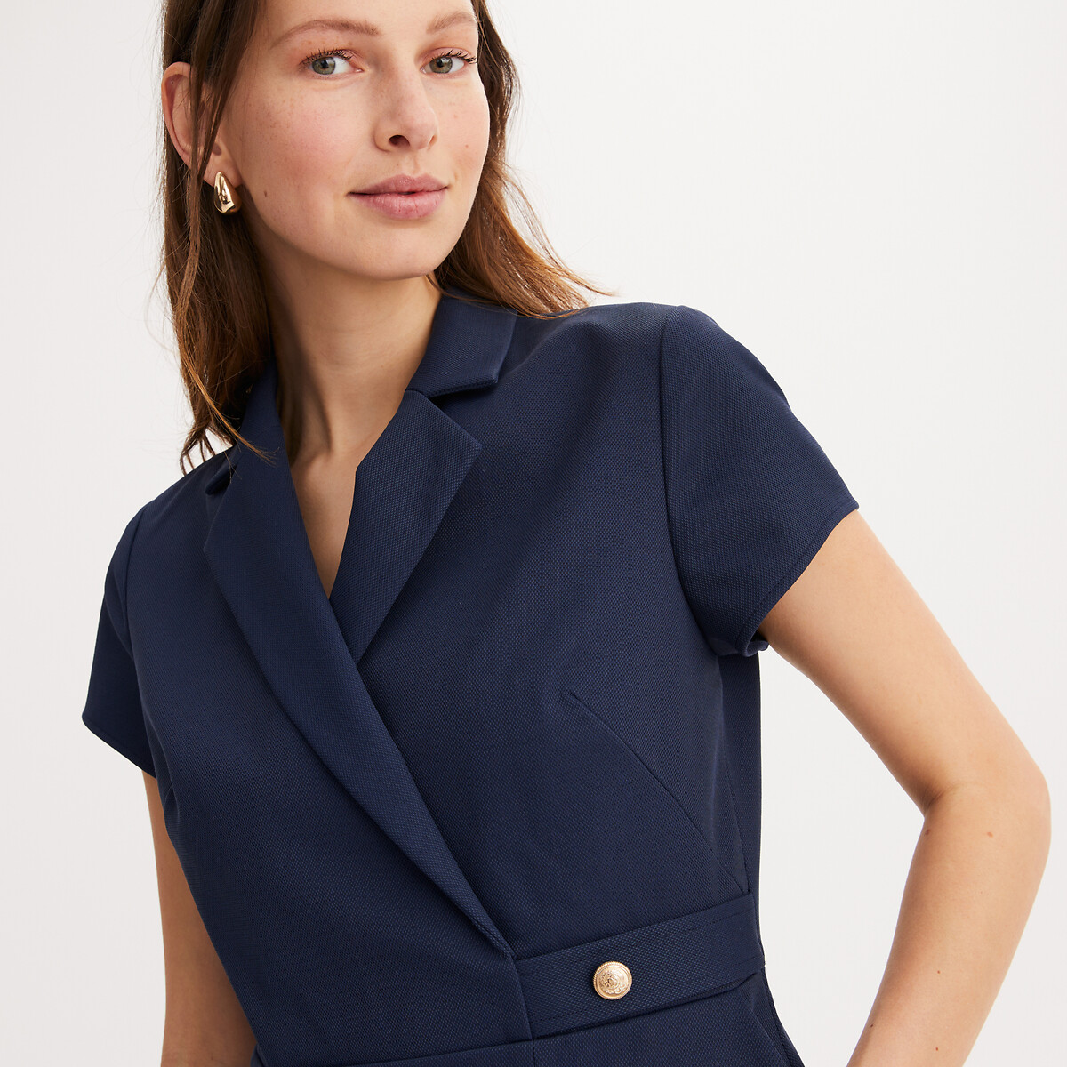 ANNE WEYBURN<br>Vestido reto, comprimento midi, mangas curtas