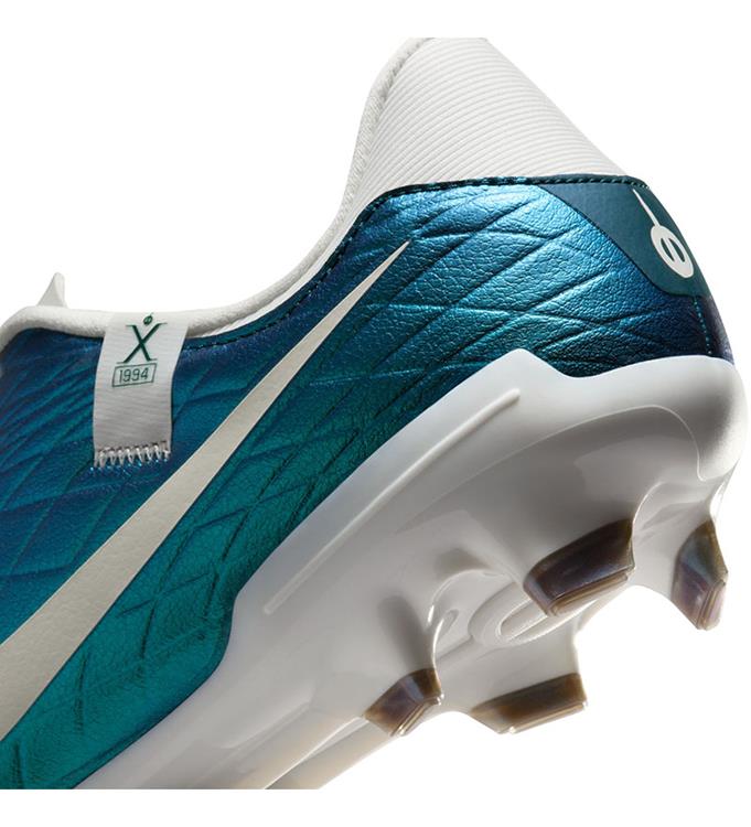 Nike Legend 10 Academy FG/MG 30 Voetbalschoenen
